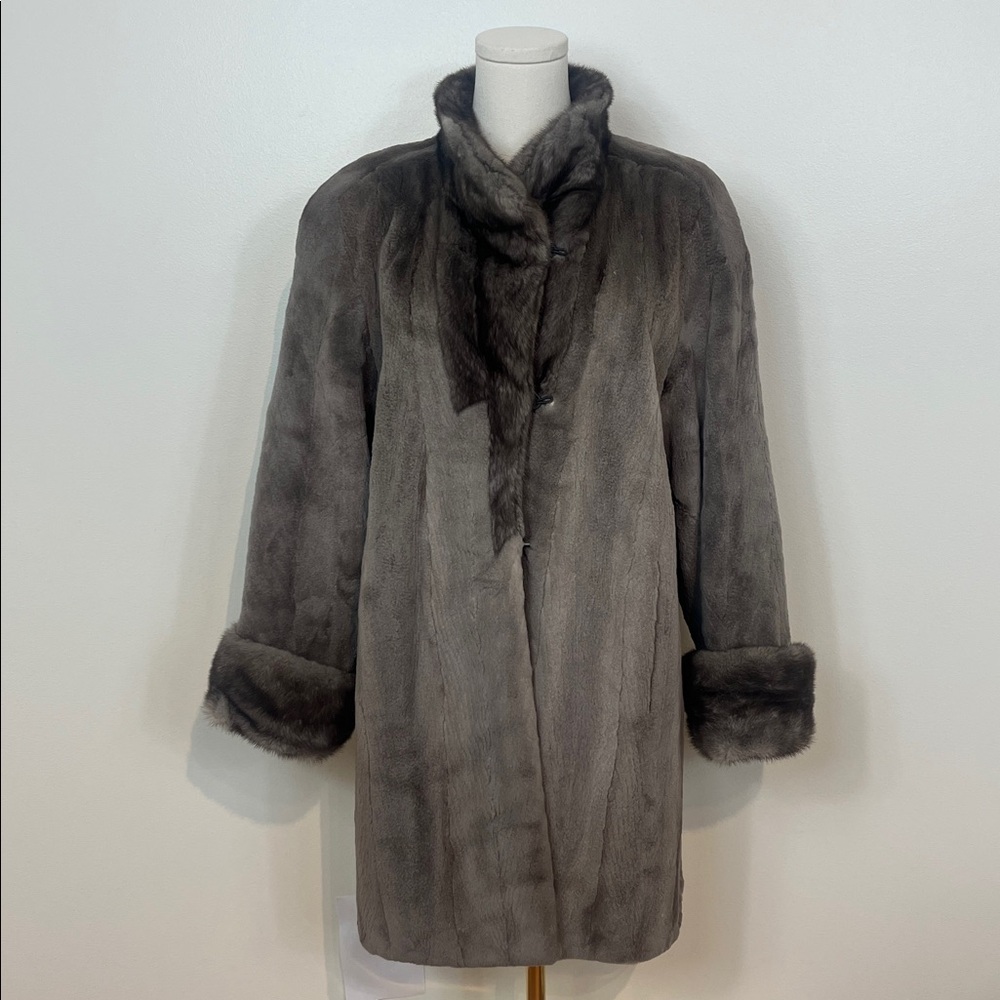 D. Kindy & Sons Limited Furriers Vinatge Mink Coat